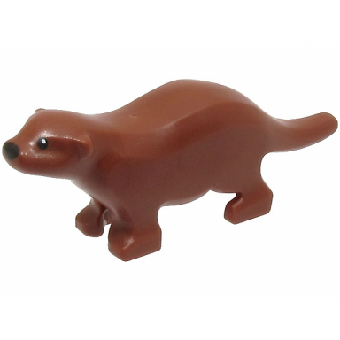 reddish brown river otter with black eyes and nose pattern