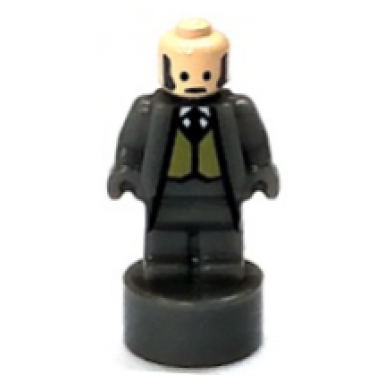 argus filch statuette trophy
