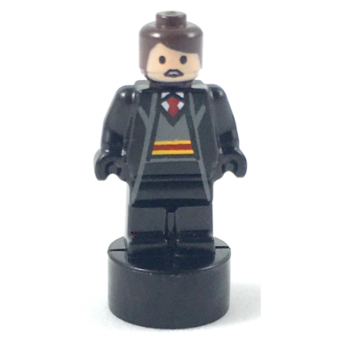 gryffindor student statuette trophy 1 dark brown hair