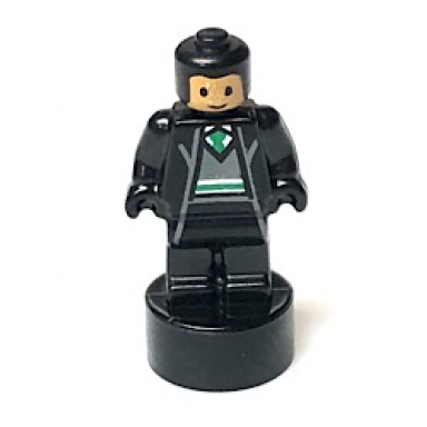 slytherin student statuette trophy 1 nougat face