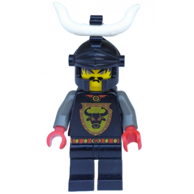 knights kingdom i - cedric the bull robber chief black dragon helmet horns