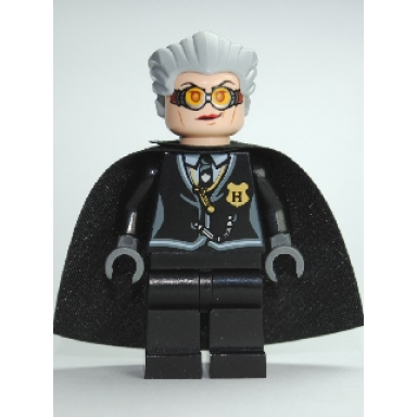 madam rolanda hooch - black outfit light nougat head starched cape