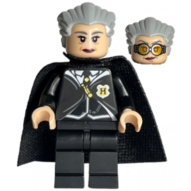madam rolanda hooch - black outfit light nougat head spongy cape