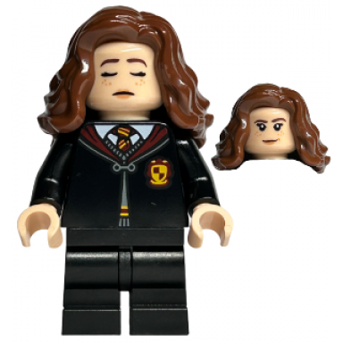 hermione granger - gryffindor robe clasped black medium legs sleeping awake