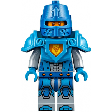 royal soldier kings guard - blue helmet with eye slit dark azure armor and hands