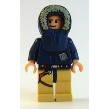han solo - light nougat parka hood tan legs with holster