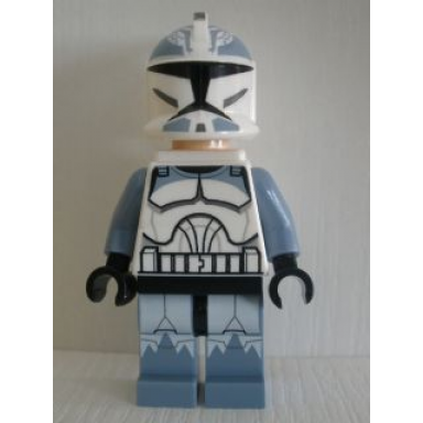 clone trooper 104th battalion wolfpack phase 1 - sand blue markings white jet pack large eyes