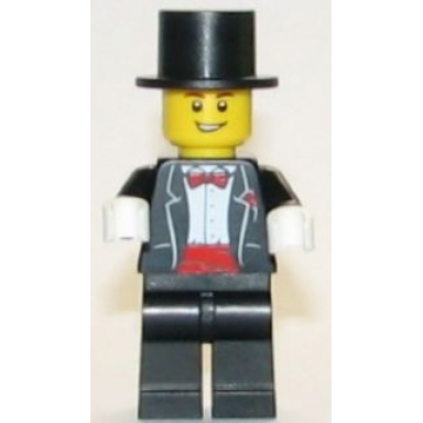 groom with top hat