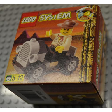 adventurers car