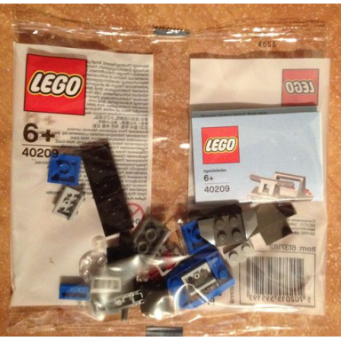monthly mini model build set - 2016 02 february snow scooter polybag