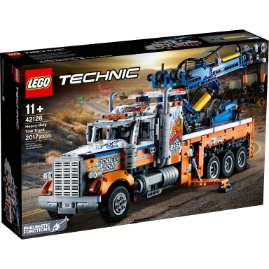 heavy-duty tow truck
