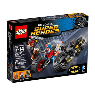 gotham city cycle chase
