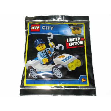 policeman with police car foil pack