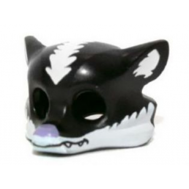 black minifigure headgear mask skunk with white fur and medium lavender nose pattern