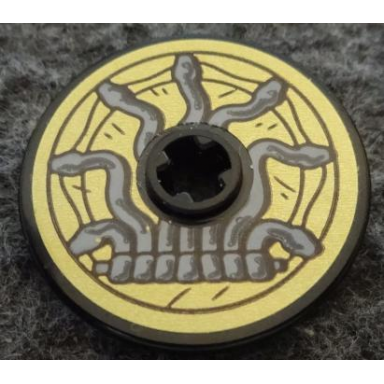 black technic disk 3 x 3 with snakes on gold background pattern sticker - set 71043