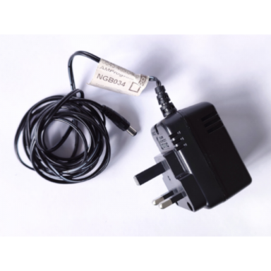 electric power adapter transformer input: 230v ac output: 10v ac uk ontop version