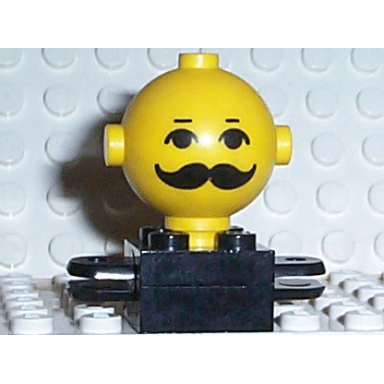 homemaker figure maxifigure torso assembly with yellow head with black eyes eyebrows and moustache pattern 792c03 685px5