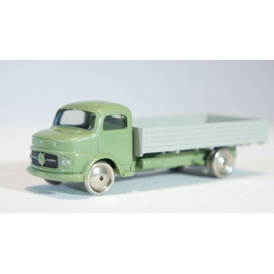 sand green ho scale mercedes open bed truck gray flatbed