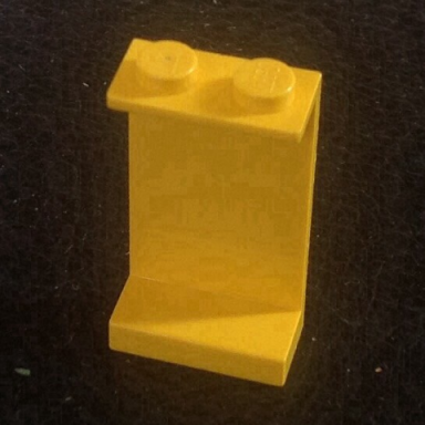 yellow panel 1 x 2 x 3 - solid studs