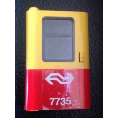 yellow door 1 x 4 x 5 train left thin support at bottom with red bottom half and white dutch ns 7735 pattern sticker - set 7735