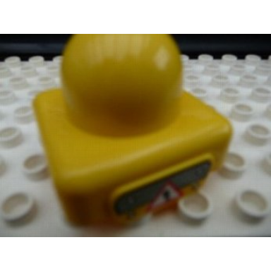 yellow primo plate 1 x 1 with plates with road sign warning pattern