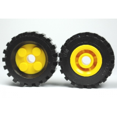 yellow wheel freestyle with black tire 30 x 10.5 with offset tread 6248 2346