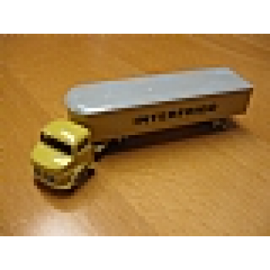 yellow ho scale mercedes refrigerated truck interfrigo single axle