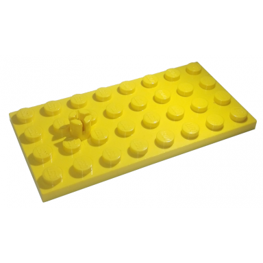 yellow plate modified 4 x 8 with trailer hitch pin