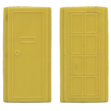 yellow door for slotted bricks