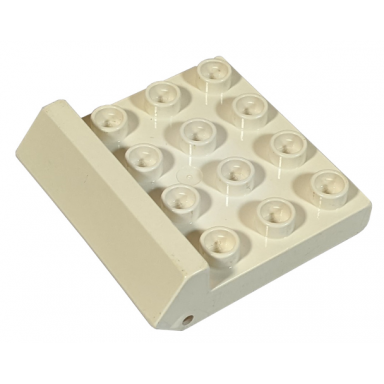 white duplo boat cabin 3 x 4 roof