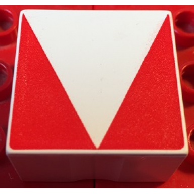 white duplo tile 2 x 2 x 1 with shape red inverse isosceles triangle pattern