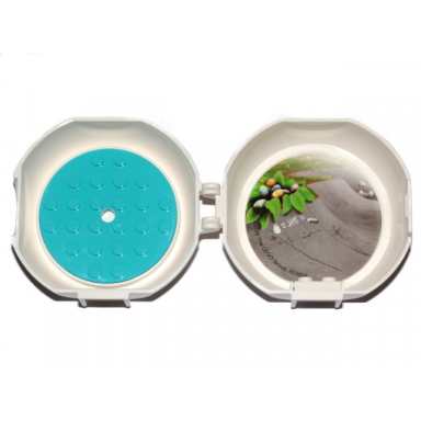 white container pod with medium azure 6 x 6 round plate and white 1 x 2 plate with chicken skater pattern sticker and hologram - set 853958
