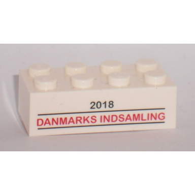 white brick 2 x 4 with 2018 danmarks indsamling pattern