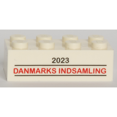 white brick 2 x 4 with 2023 danmarks indsamling pattern