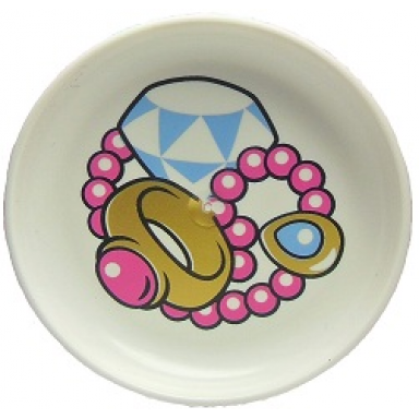 white duplo utensil dish 3 x 3 with ring beaded pendant necklace and diamond jewel pattern