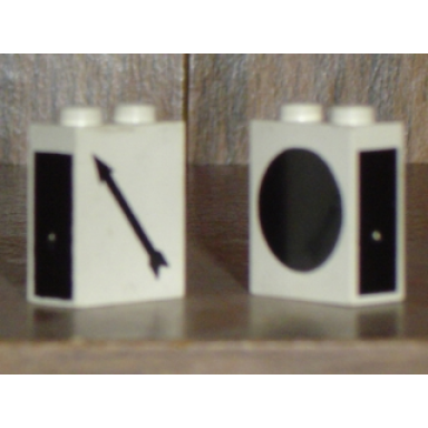 white brick 1 x 2 x 2 with train switch black pattern left arrow