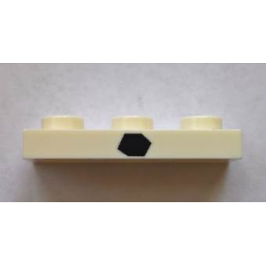 white plate 1 x 3 with black hexagon pattern brickheadz olaf chest