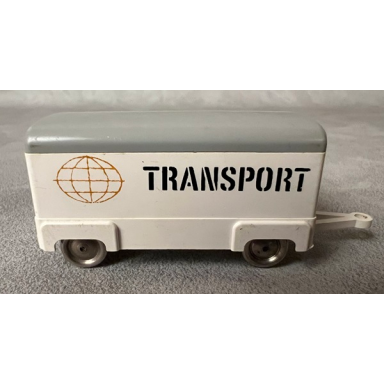white ho scale mercedes box trailer with gray top
