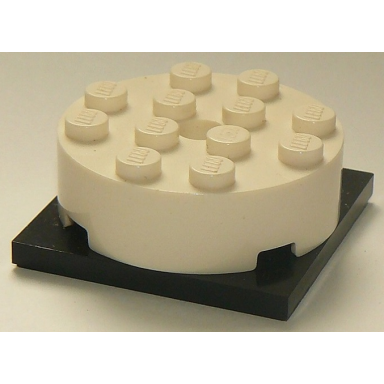 white turntable 4 x 4 x 1 1 3 with black square base locking 87081 61485