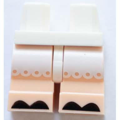 white hips and light nougat medium legs with black hooves and white frills pattern