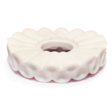 white minifigure neck ruff
