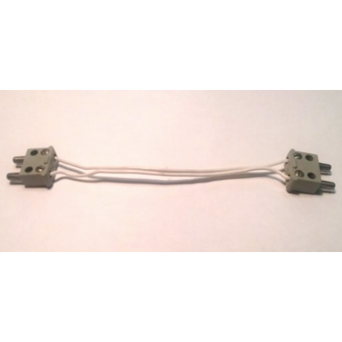 white electric wire 12v 4.5v with 2 leads 14 studs long with 2 light gray electric connector 2-way male squared narrow long without center post x466c14 bb0081c01