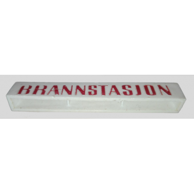 white brick 1 x 8 without bottom tubes with cross side supports with red brannstasjon pattern