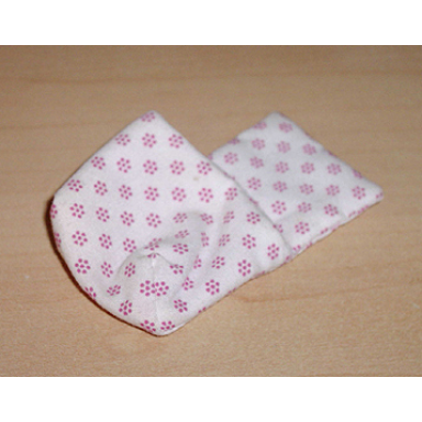 white duplo cloth sleeping bag with dark pink flowers pattern