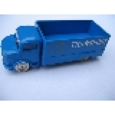 ho scale mercedes box truck without gray top
