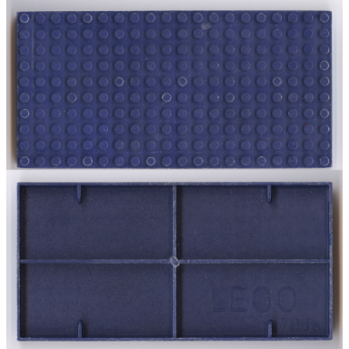 brick 10 x 20 without bottom tubes with cross support and 4 side supports early baseplate