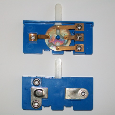 electric 4.5v battery box 6 x 11 x 3 1 3 type iii switch