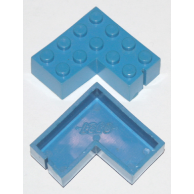 brick 4 x 4 corner without bottom tubes slotted with 1 slot right side