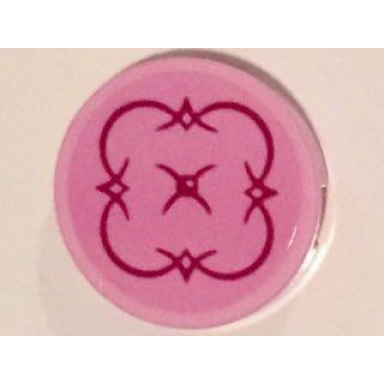 bright pink tile round 2 x 2 with bottom stud holder with cushion with magenta trim and button on bright pink background pattern sticker - set 41119