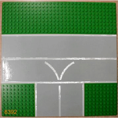 green baseplate road 32 x 32 9-stud t intersection with runway v pattern